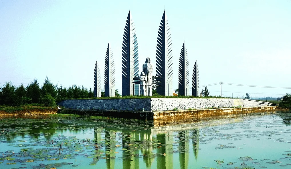 Dong Hoi - La Vang Holy Land - Hue - Ho Chi Minh City (02 meals breakfast, lunch)